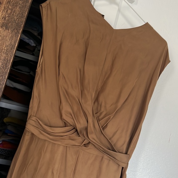 NWT Vince silk midi maxi modest dress, size 4 - Picture 3 of 10